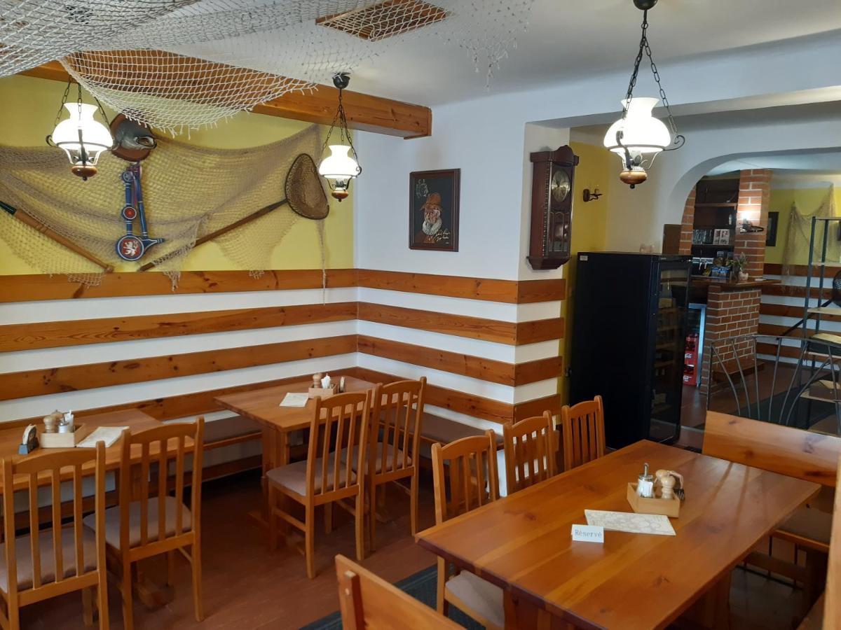 Rozmberska Basta Guest house *